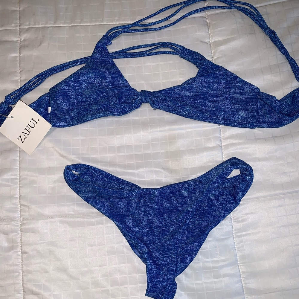 Blue bikini!